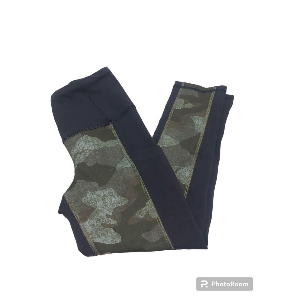 The North Face women's yoga/exercise pants Black/Camo small/petite‎